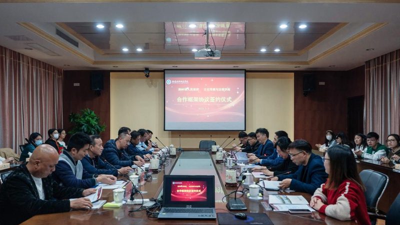媒介投放面试问题：如何精准把握行业脉搏？**